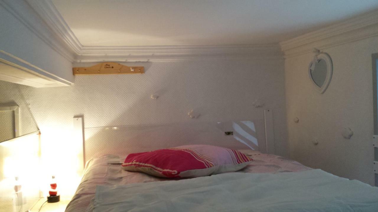 Coquet Studio En Mezzanine Nuit Pour 2 Personnes Saint-Girons  Eksteriør bilde