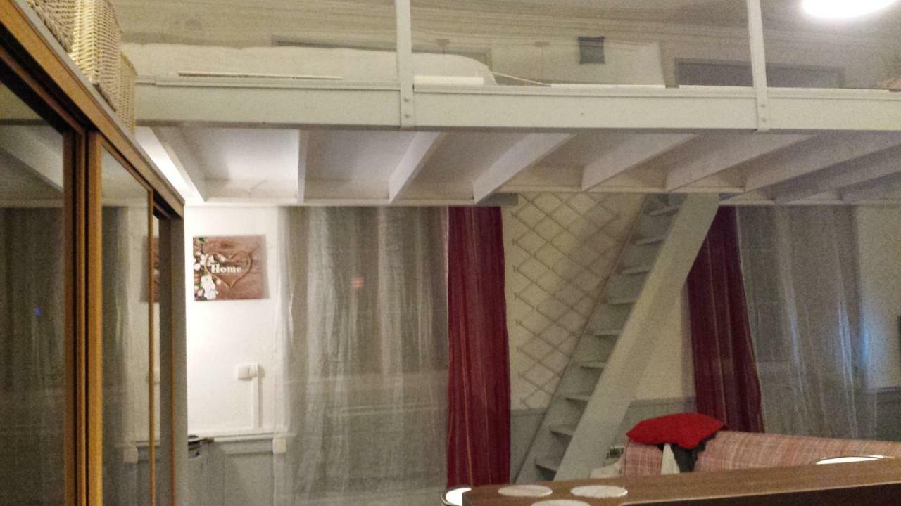 Coquet Studio En Mezzanine Nuit Pour 2 Personnes Saint-Girons  Eksteriør bilde