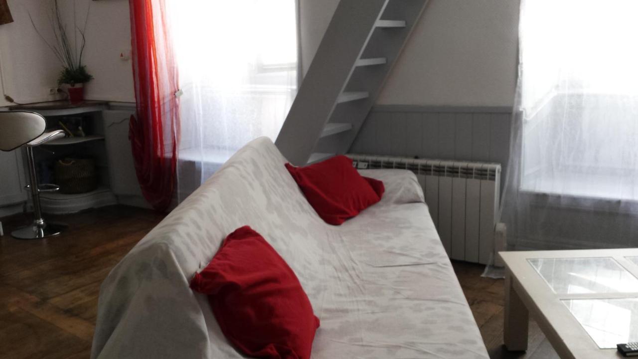 Coquet Studio En Mezzanine Nuit Pour 2 Personnes Saint-Girons  Eksteriør bilde